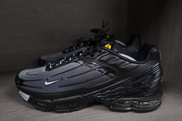 Nike Air Max Plus III | Black & Silver