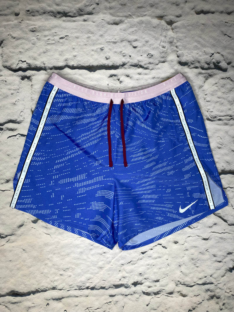 Nike Run Division Stride Shorts | Blue